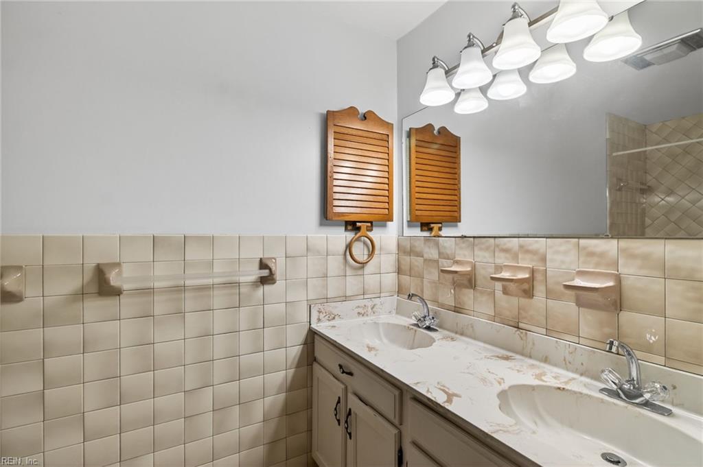 14 Belmont Road Newport News VA 23601