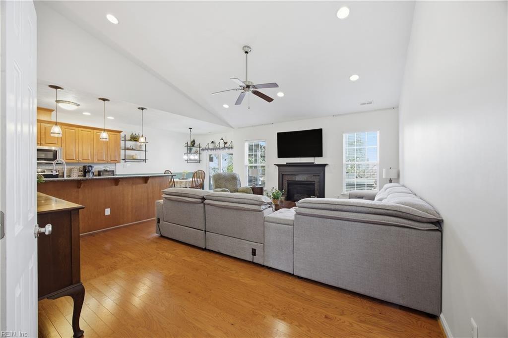 4715 Yeardley Loop Williamsburg VA 23185