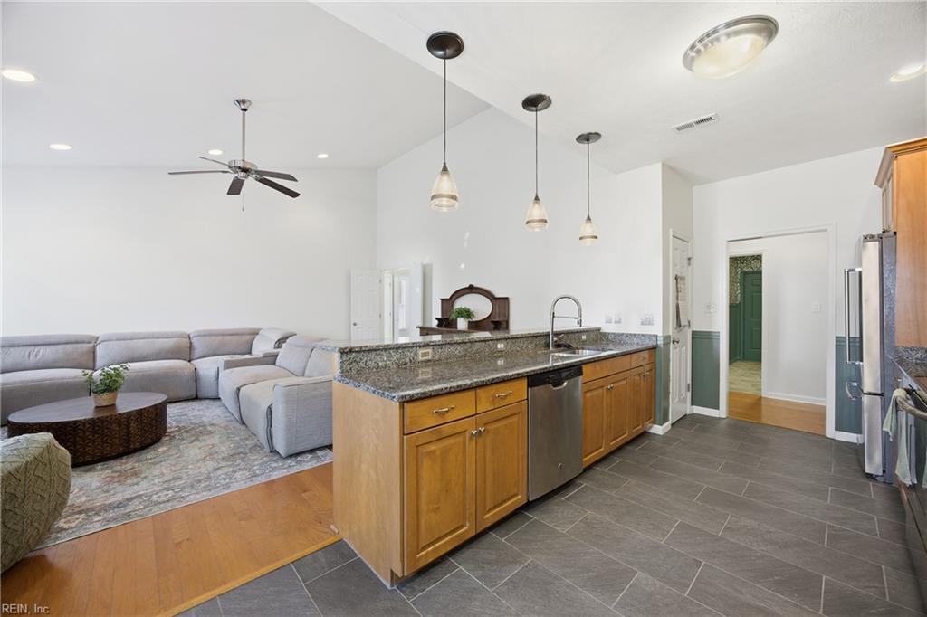 4715 Yeardley Loop Williamsburg VA 23185