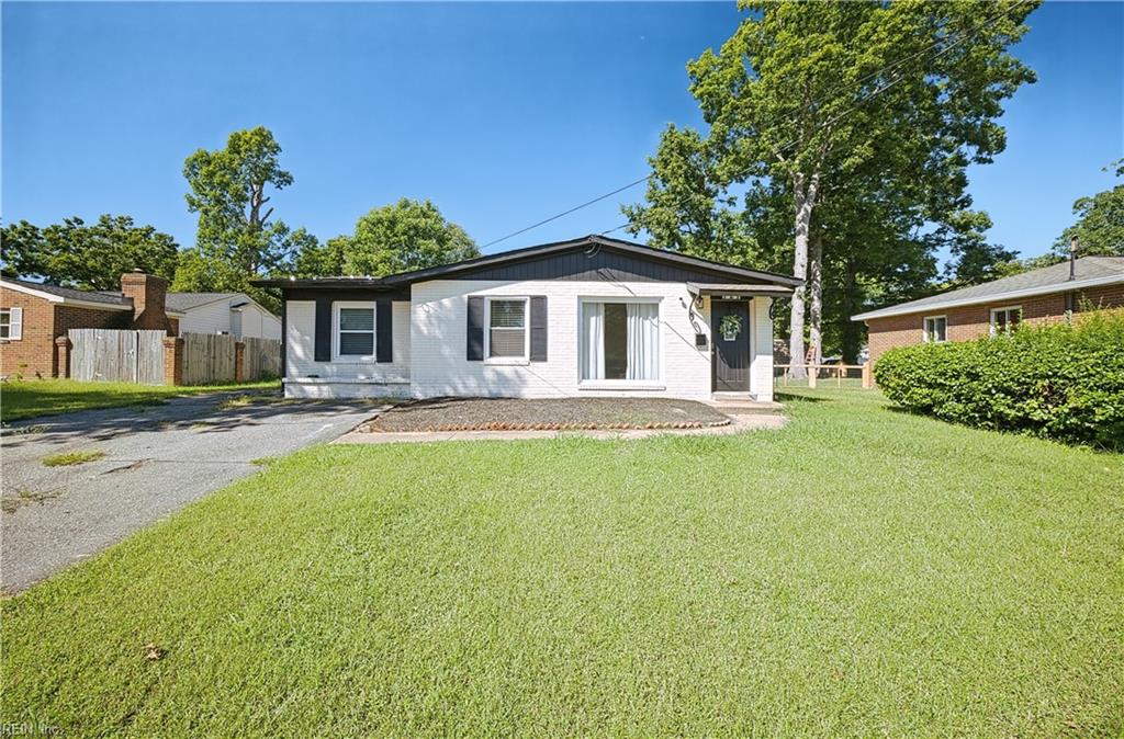 121 Delmar Lane Newport News VA 23602