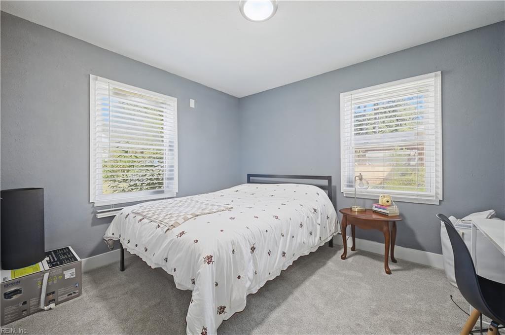 121 Delmar Lane Newport News VA 23602
