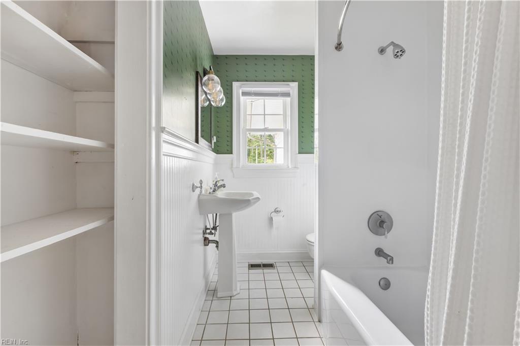 15 Heather Lane Newport News VA 23606