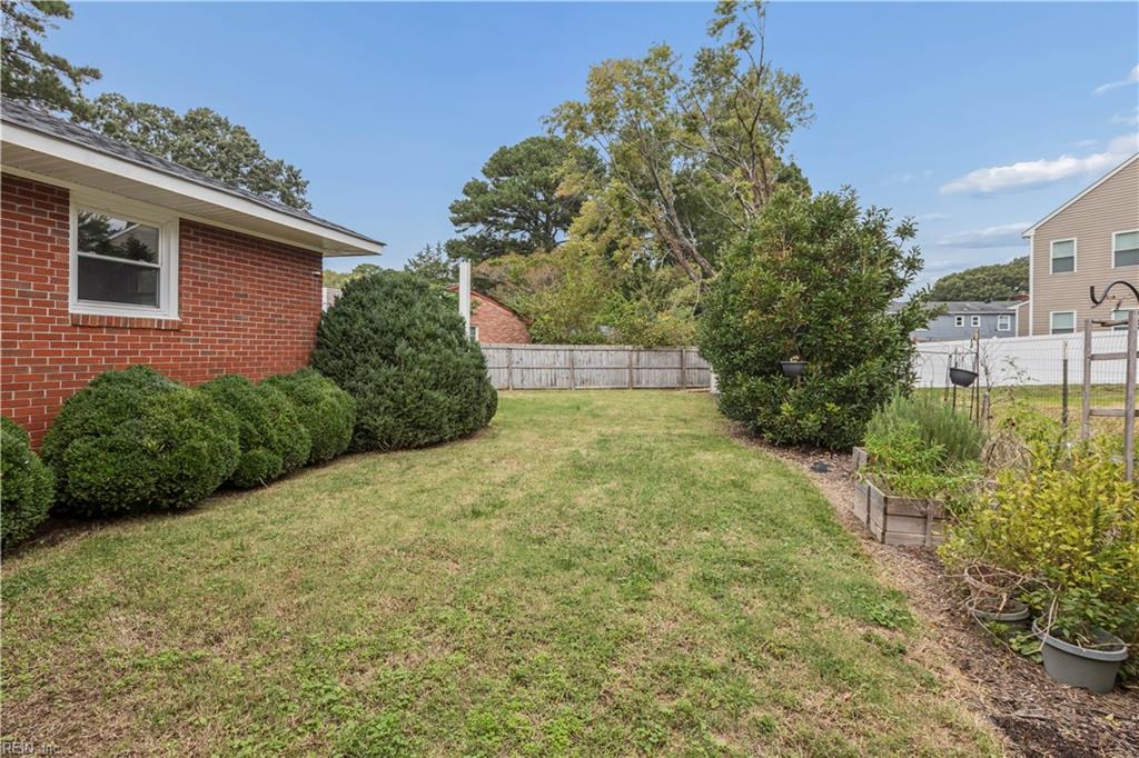 15 Heather Lane Newport News VA 23606