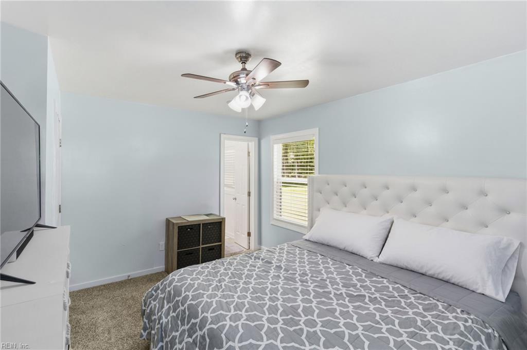 6571 Lake View Drive Gloucester VA 23061