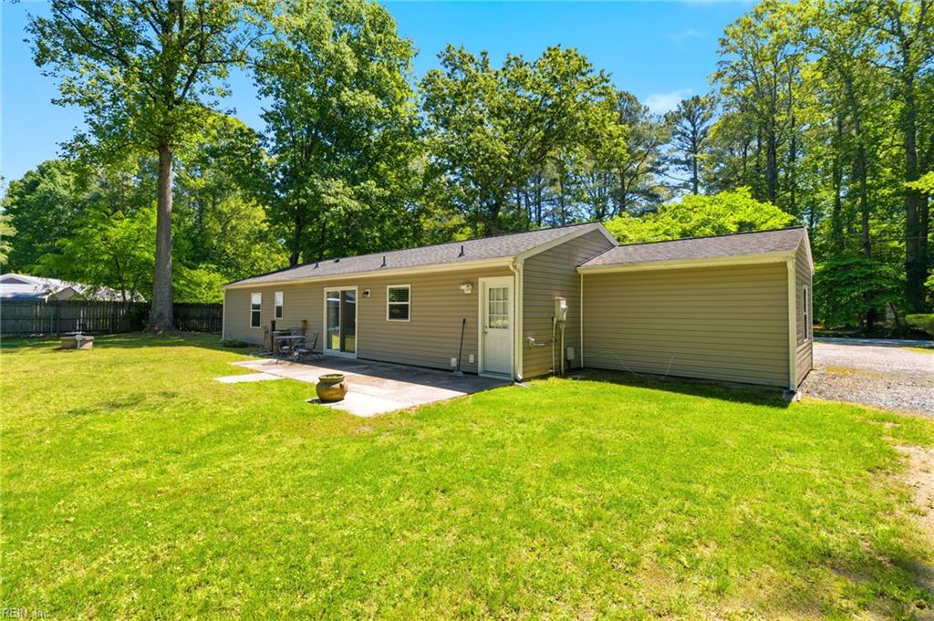 6571 Lake View Drive Gloucester VA 23061