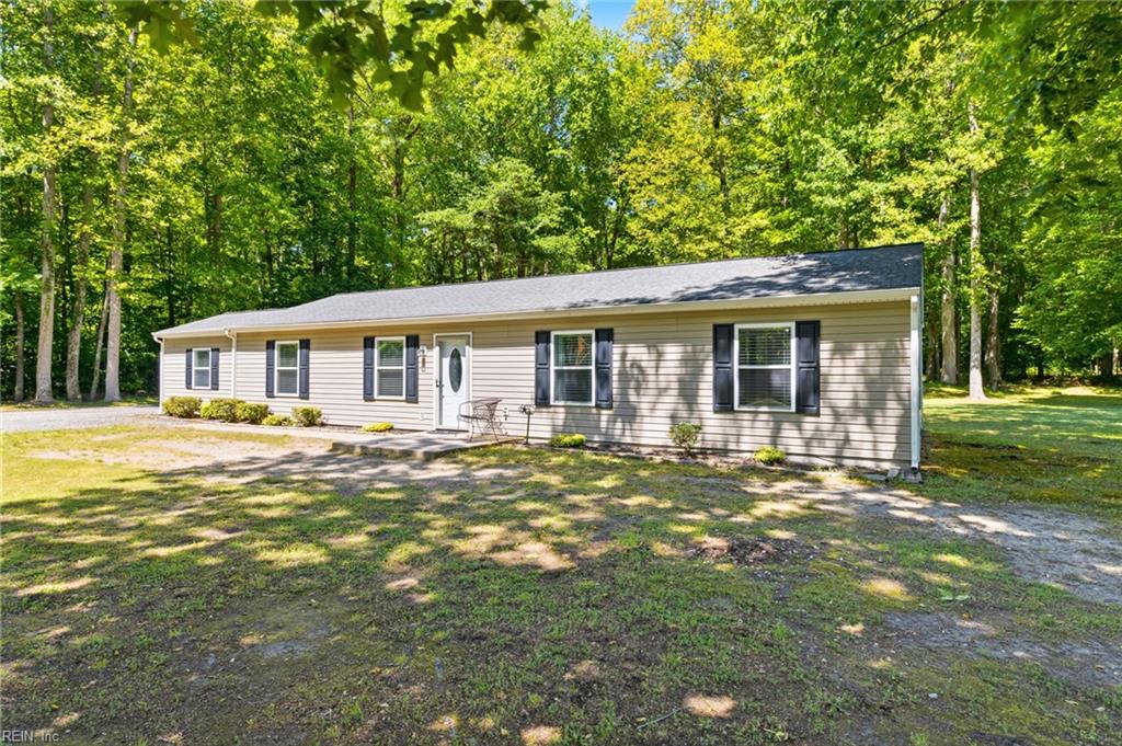 6571 Lake View Drive Gloucester VA 23061