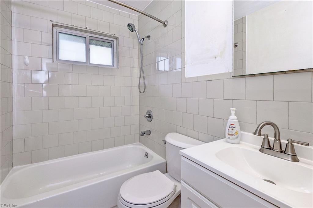 340 Curtis Tignor Road Newport News VA 23608