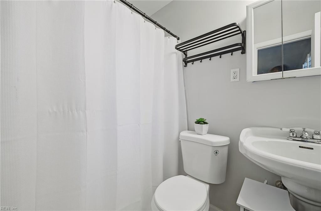 717 Keppel Drive Newport News VA 23608
