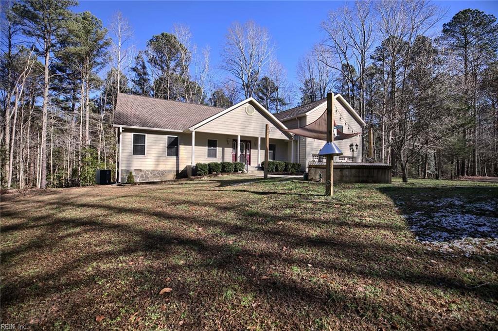 7056 Hunters Pointe Drive Gloucester VA 23061