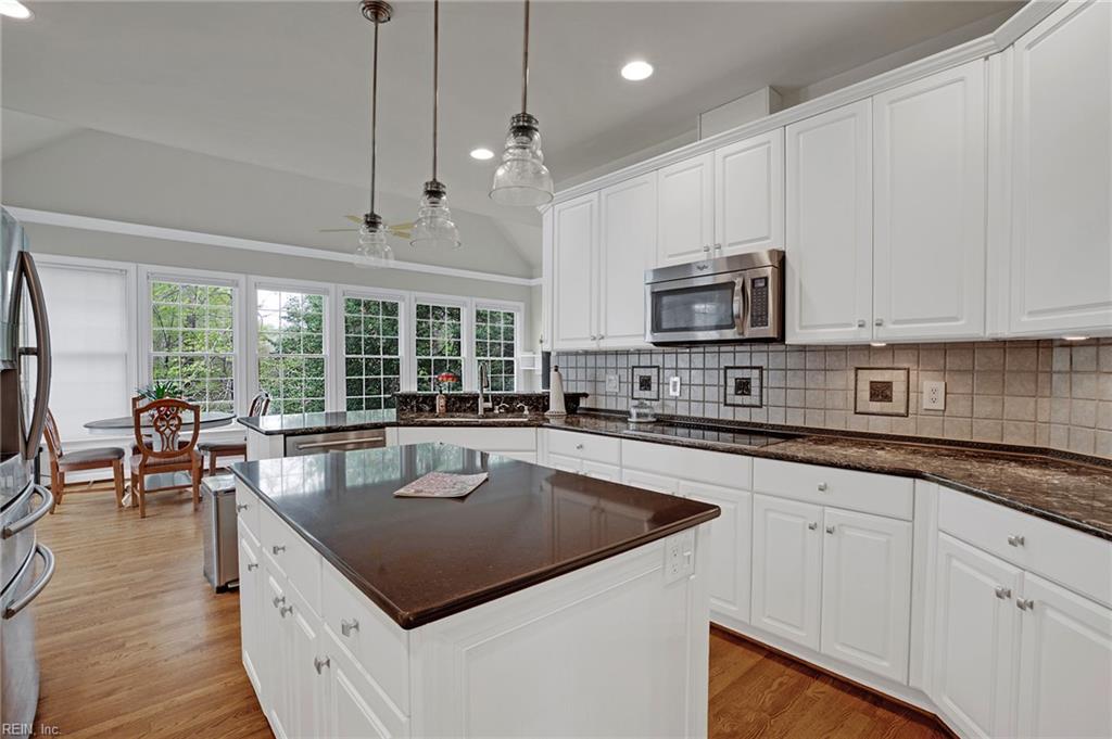 117 Leeds Williamsburg VA 23188