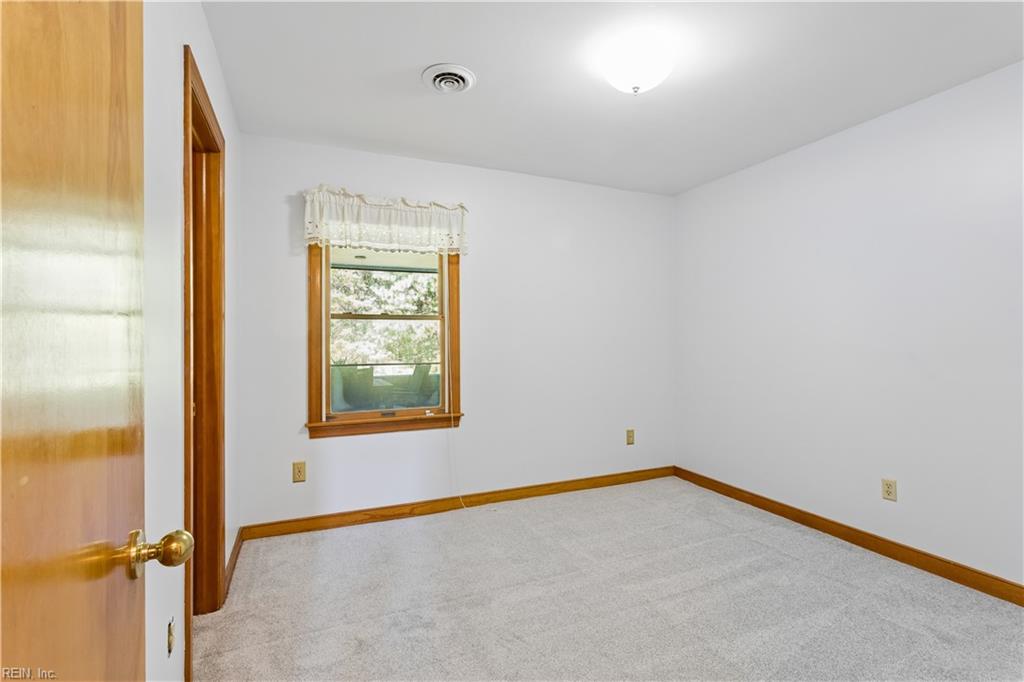 11 Royall Place Newport News VA 23606