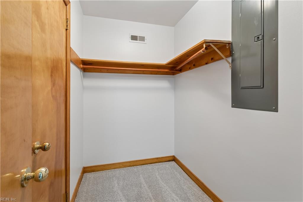 11 Royall Place Newport News VA 23606