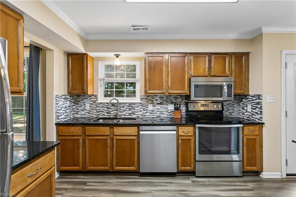 170 Robinhood Lane Newport News VA 23602