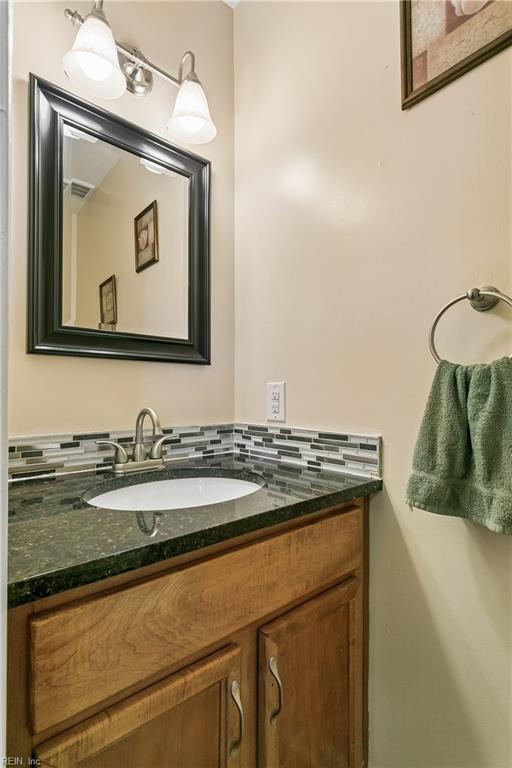 170 Robinhood Lane Newport News VA 23602