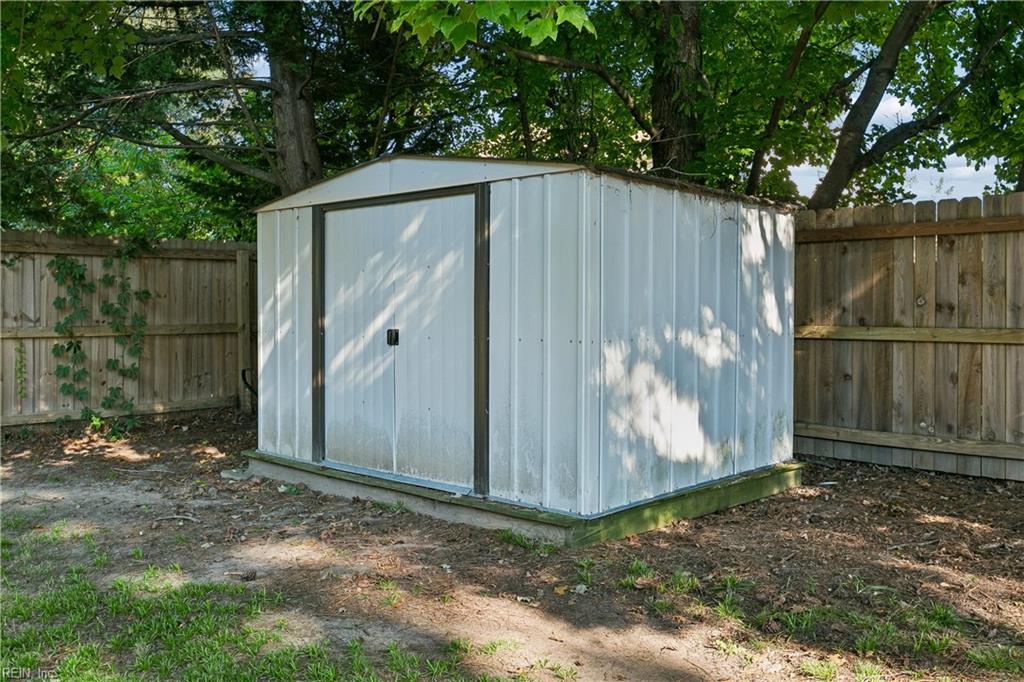 170 Robinhood Lane Newport News VA 23602