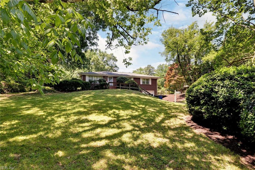 18 Owens Road Newport News VA 23602