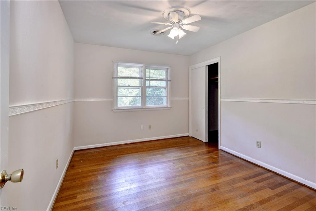18 Owens Road Newport News VA 23602