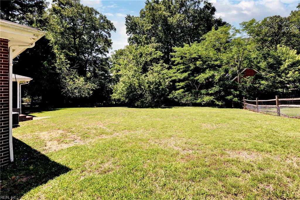 18 Owens Road Newport News VA 23602