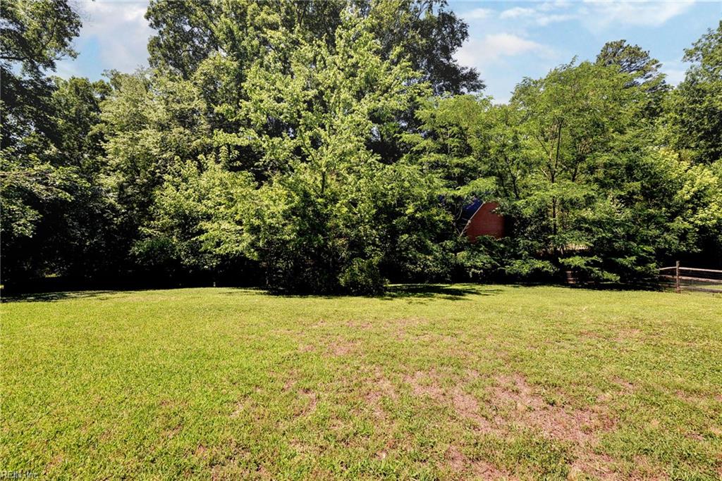 18 Owens Road Newport News VA 23602