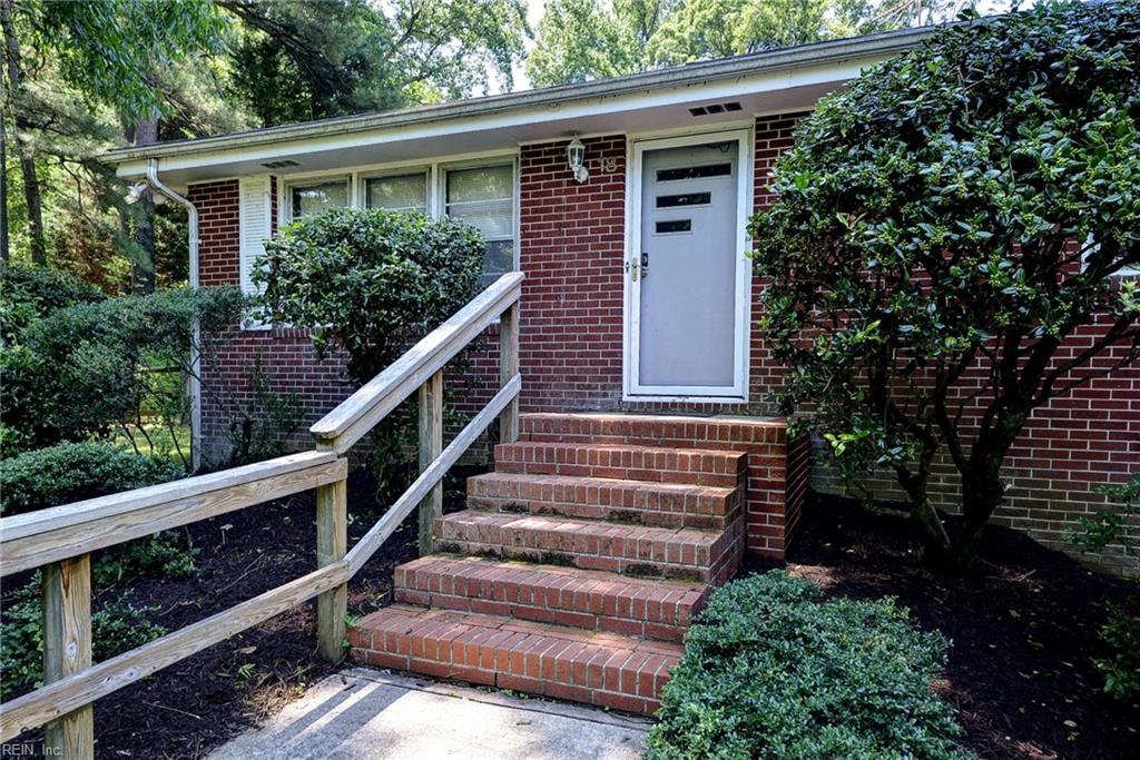 18 Owens Road Newport News VA 23602
