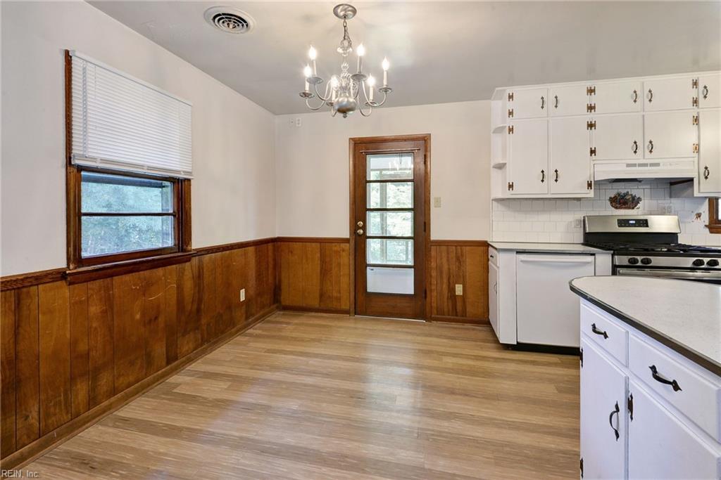18 Owens Road Newport News VA 23602