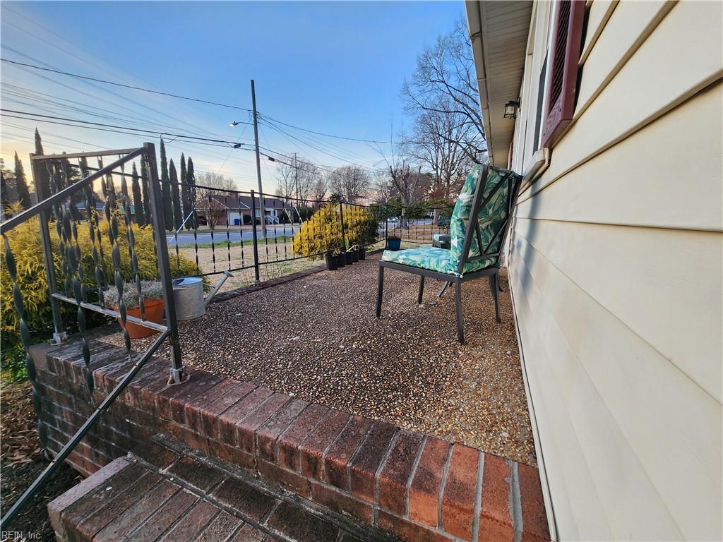 684 Harpersville Road Newport News VA 23601