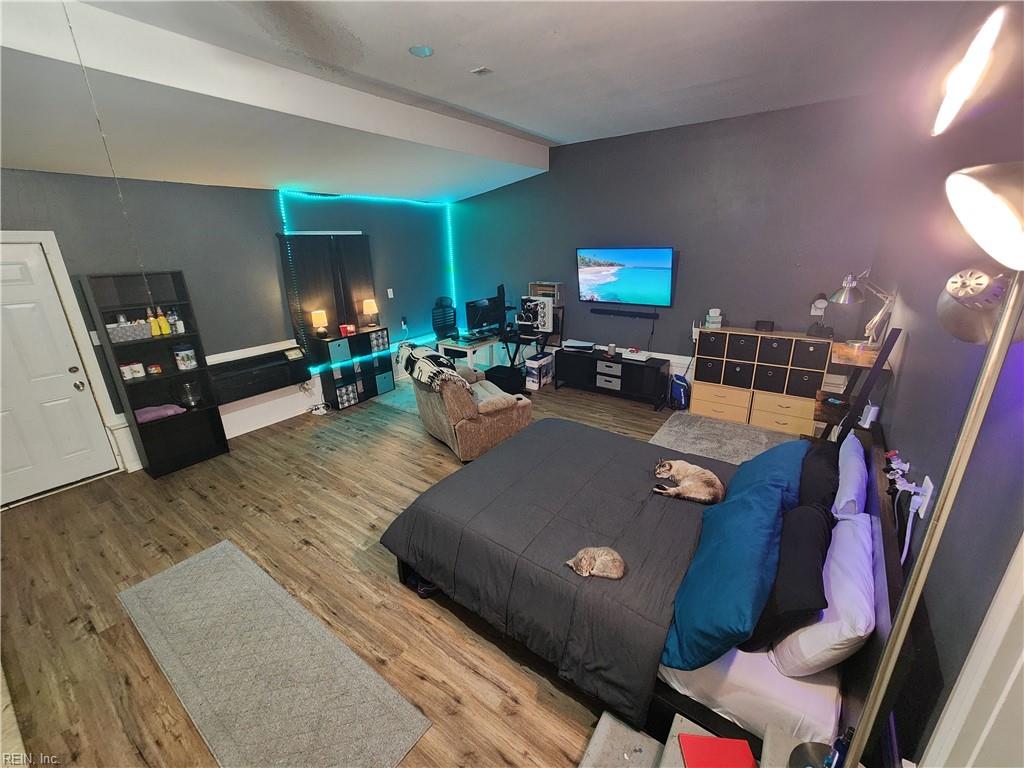 684 Harpersville Road Newport News VA 23601