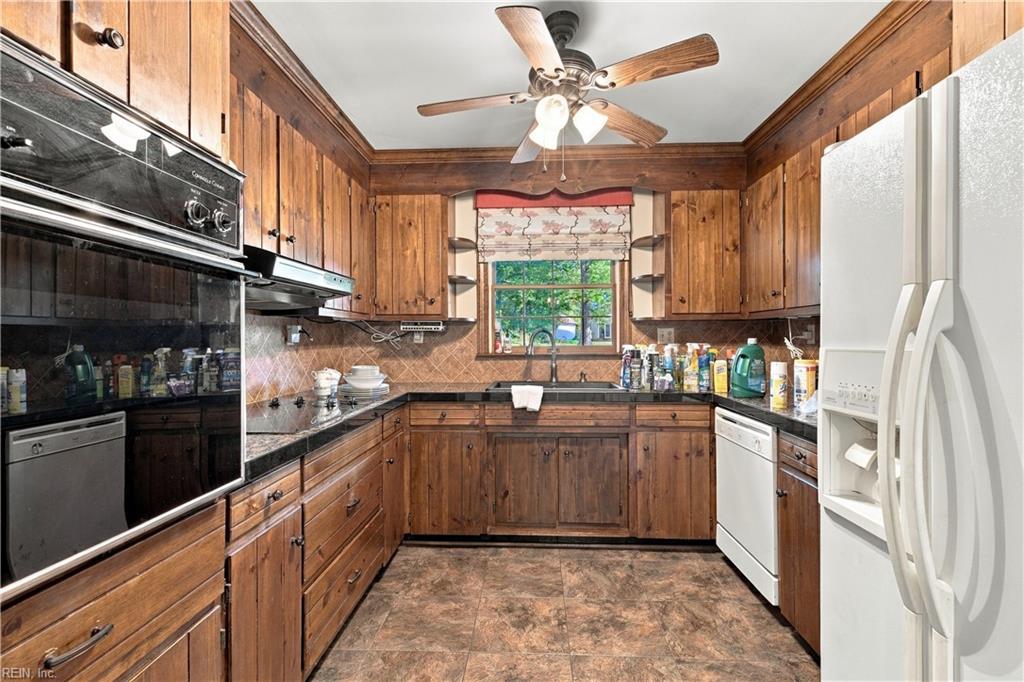 6112 Wiatt Street Gloucester VA 23061