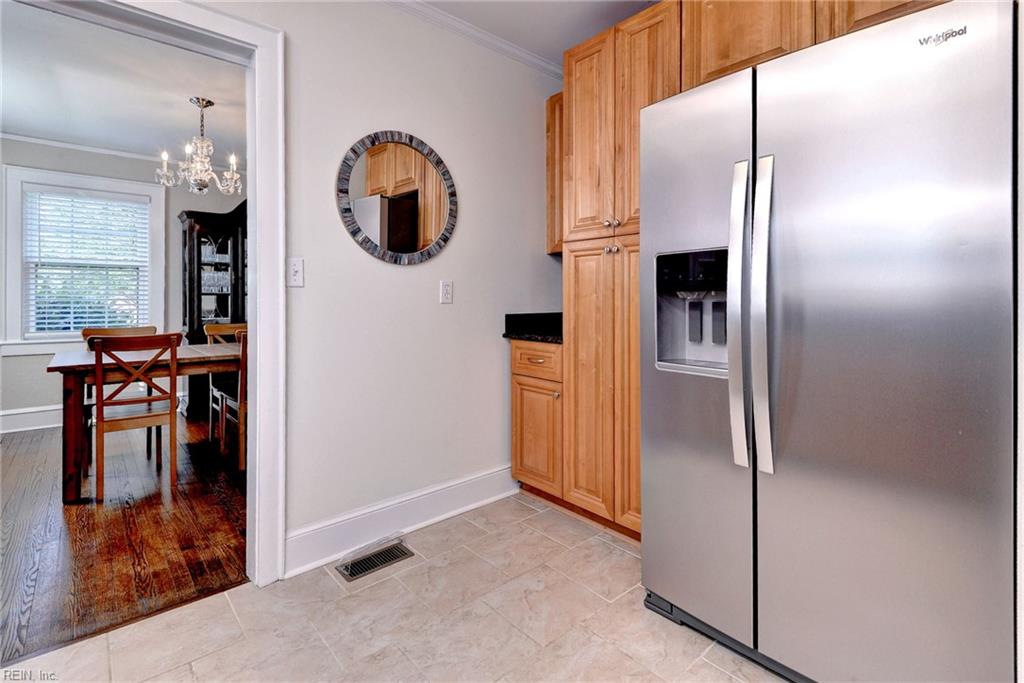 606 River Road Newport News VA 23601