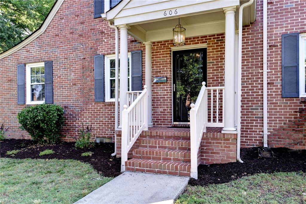 606 River Road Newport News VA 23601