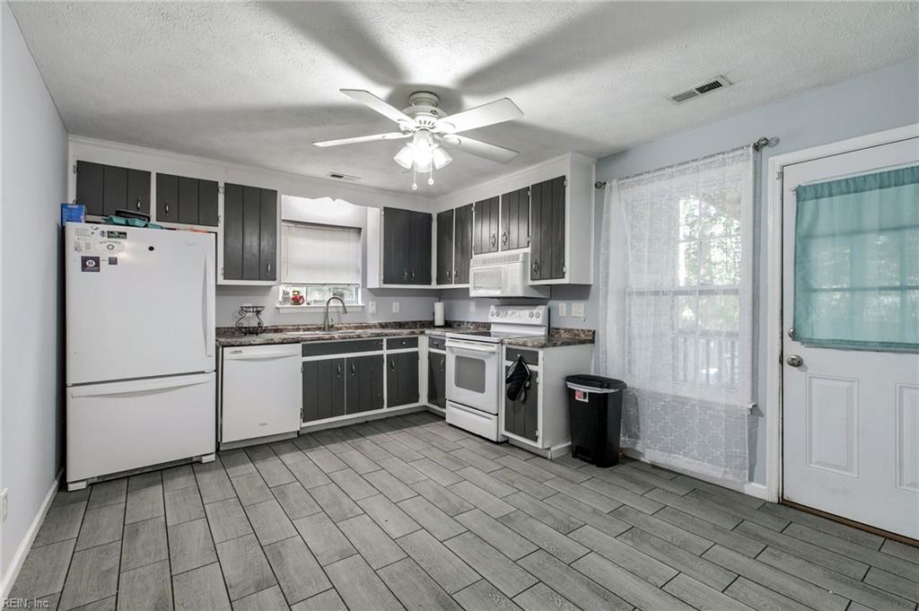 3931 Crosscreek Lane Gloucester VA 23061