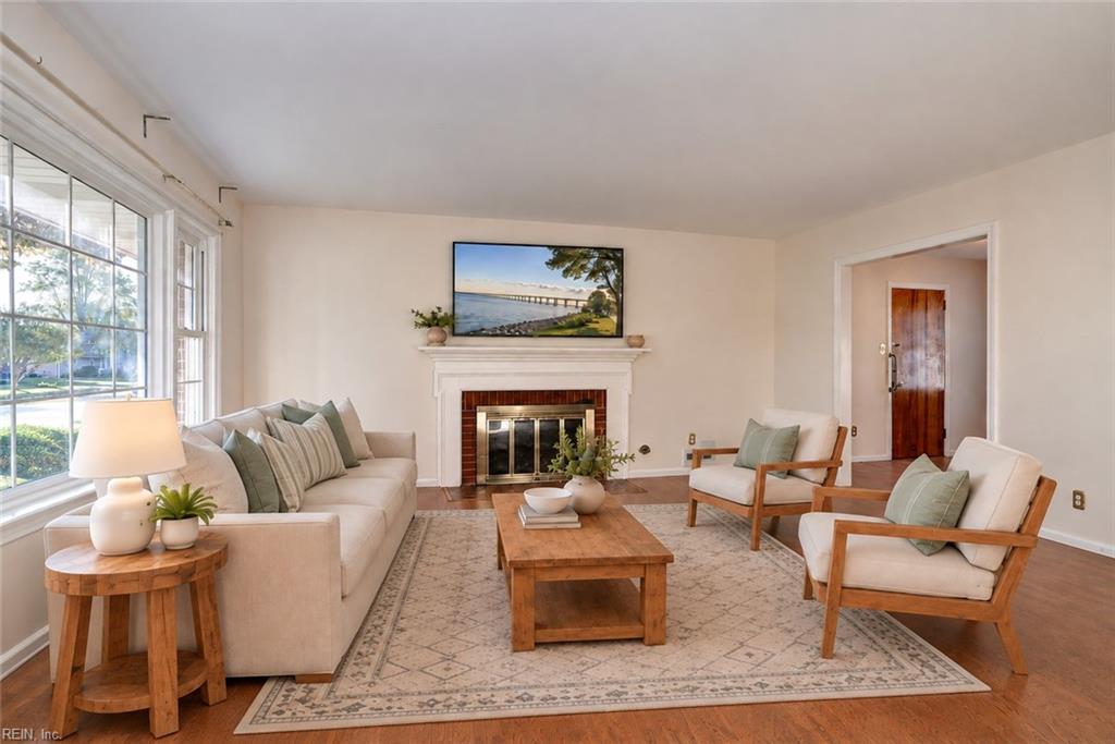 10 Calvert Drive Newport News VA 23601