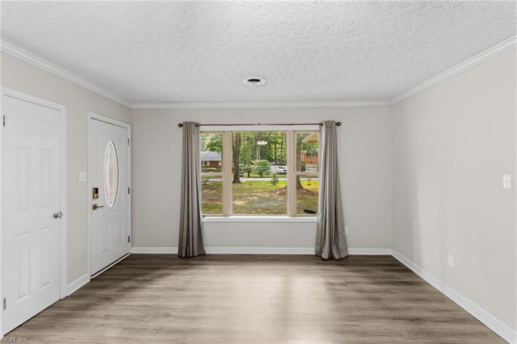 206 Beechwood Drive Yorktown VA 23692