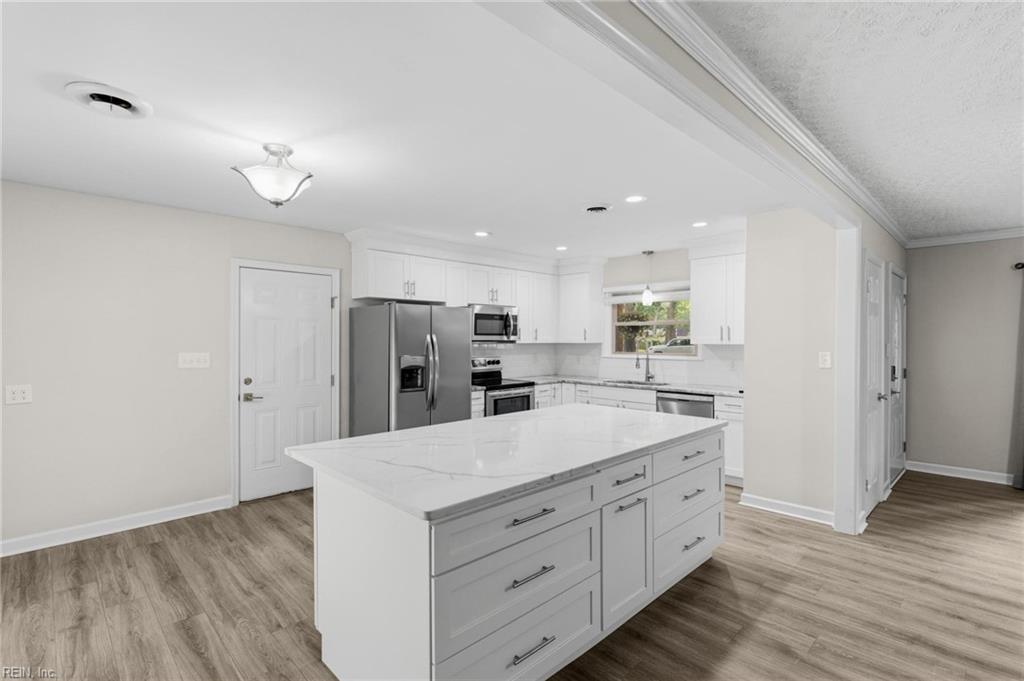 206 Beechwood Drive Yorktown VA 23692