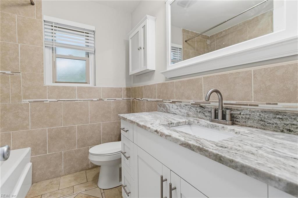 206 Beechwood Drive Yorktown VA 23692