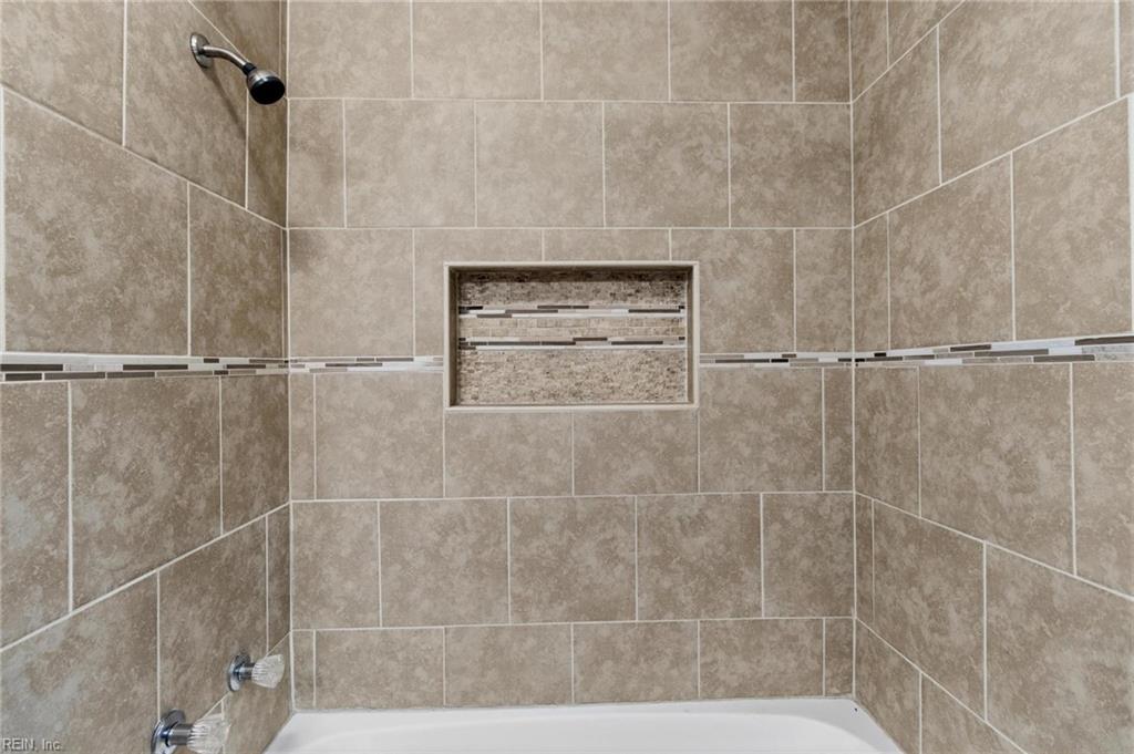 206 Beechwood Drive Yorktown VA 23692