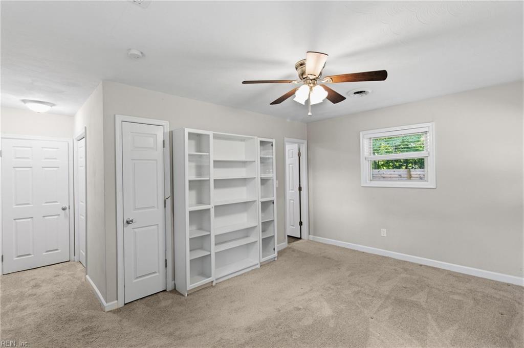 206 Beechwood Drive Yorktown VA 23692
