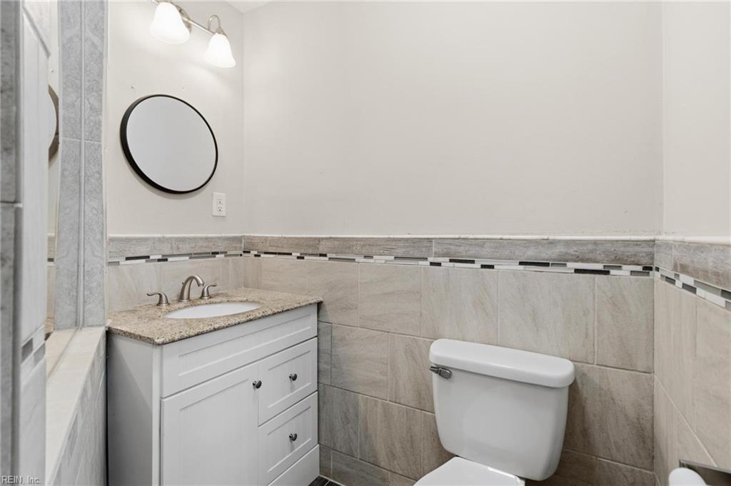 206 Beechwood Drive Yorktown VA 23692