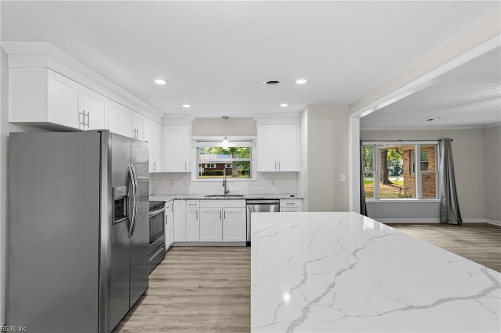 206 Beechwood Drive Yorktown VA 23692