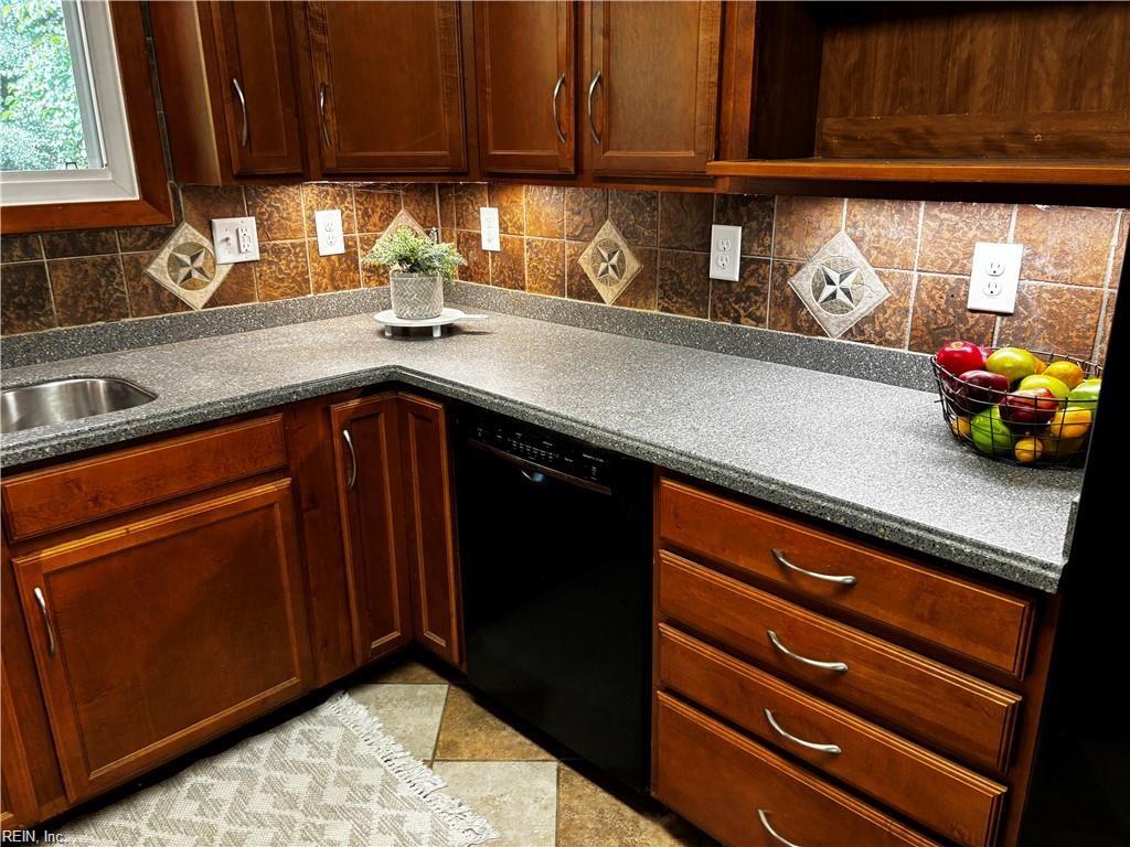 301 Woodroof Road Newport News VA 23606