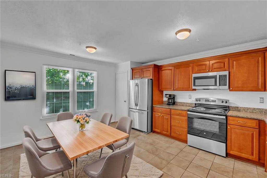 277 Town Pointe Way Newport News VA 23601