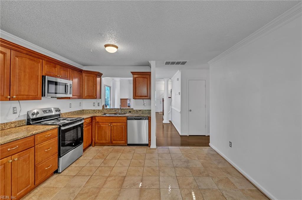 277 Town Pointe Way Newport News VA 23601