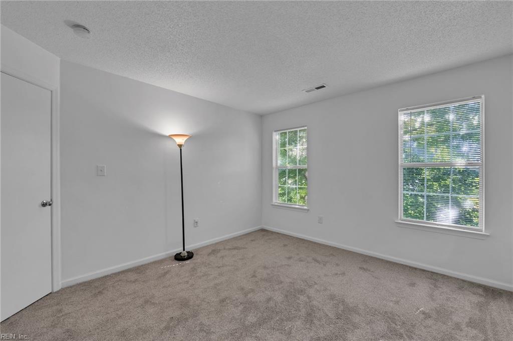 277 Town Pointe Way Newport News VA 23601