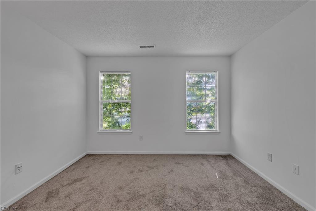 277 Town Pointe Way Newport News VA 23601