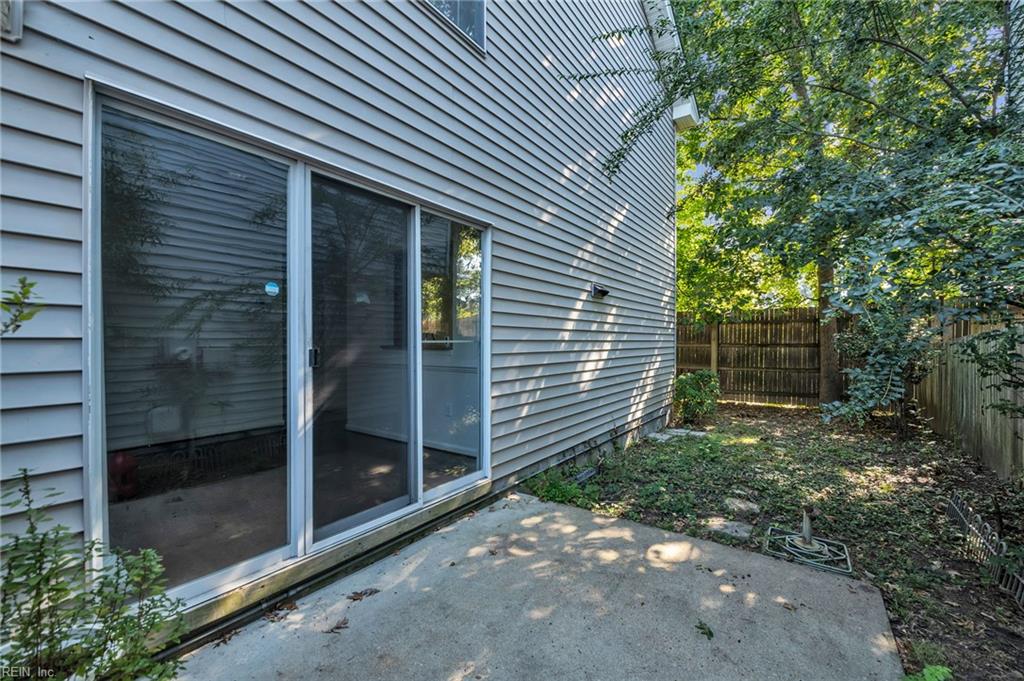 277 Town Pointe Way Newport News VA 23601