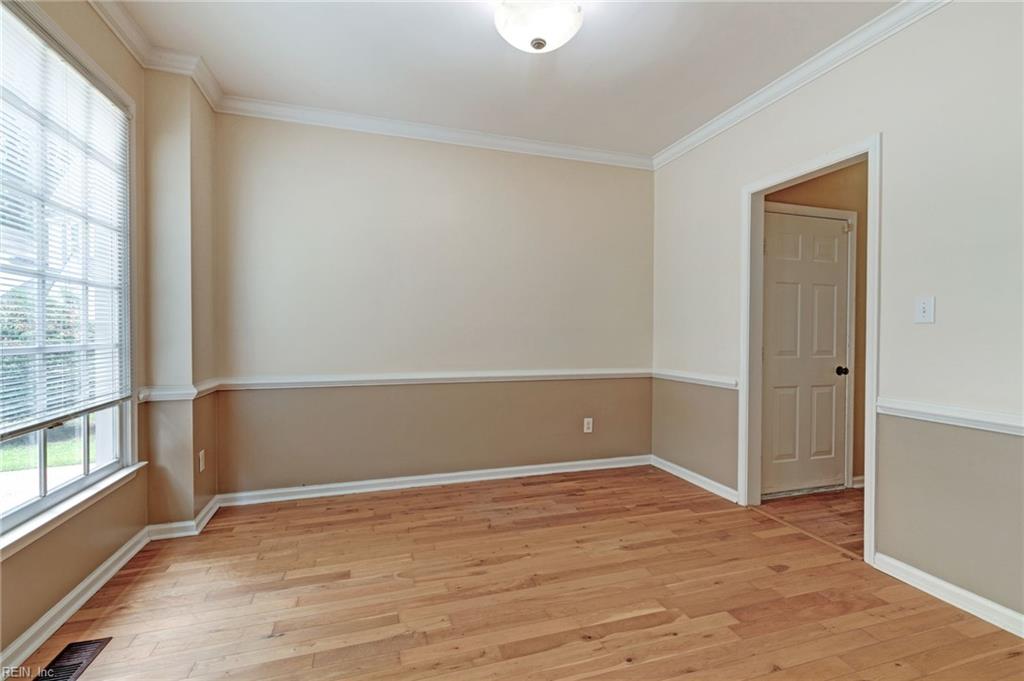 104 Kraft Court Yorktown VA 23693