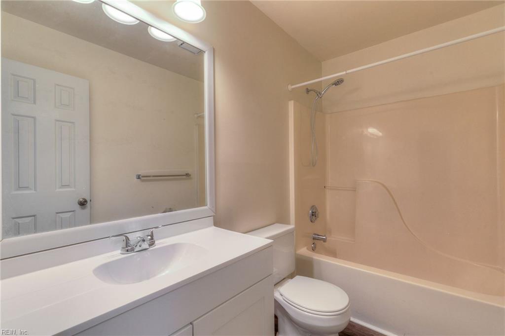 104 Kraft Court Yorktown VA 23693