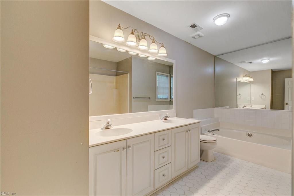 104 Kraft Court Yorktown VA 23693