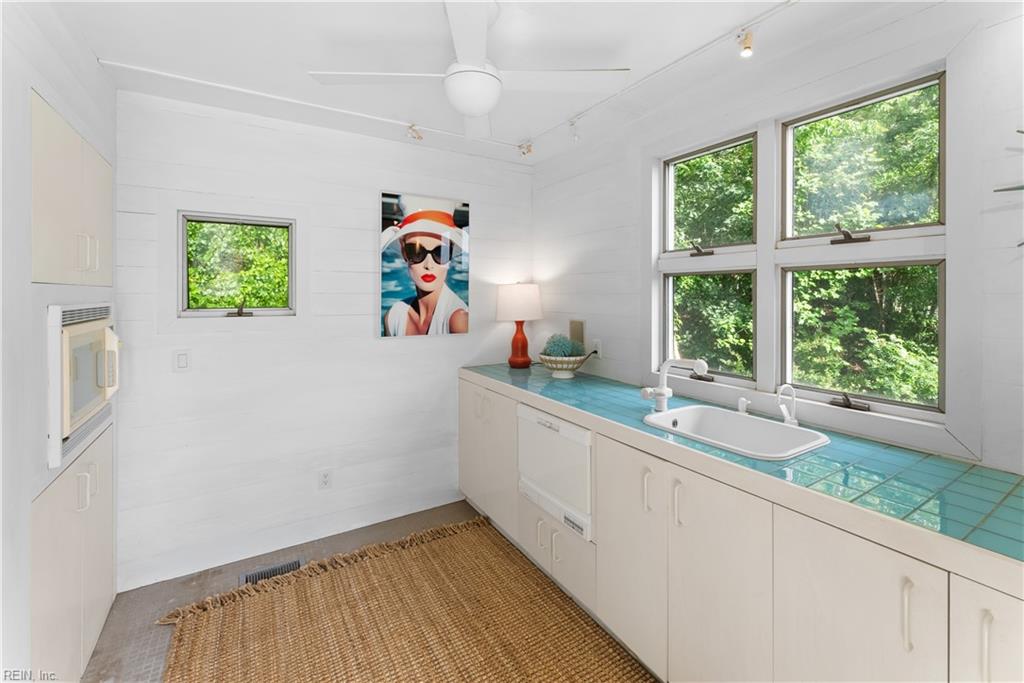 1336 Moyer Road Newport News VA 23606