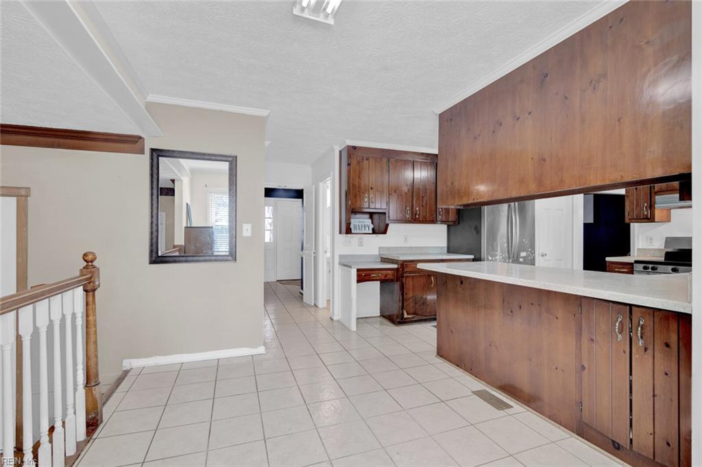 101 Edgewood Court Yorktown VA 23692